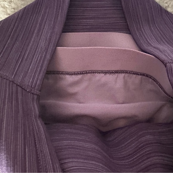 Athleta NWT Conscious Space Dye Crop Top D-DD Cups Racerback Purple Built-in Bra - Picture 10 of 10